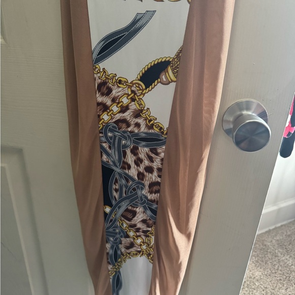 Chic Multicolor Patterned Dress - Picture 4 of 5